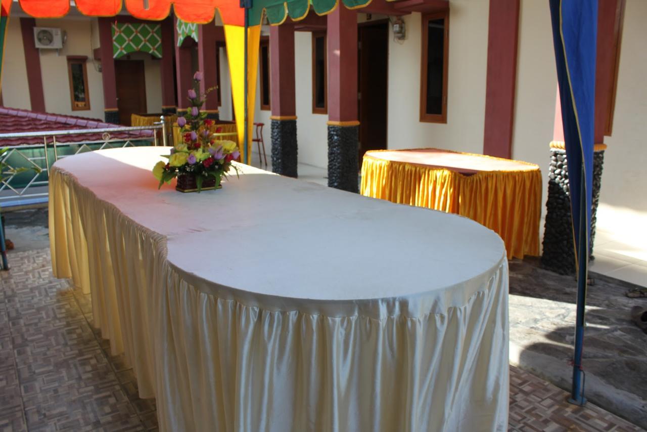 Pondok Cemara Hotel Medan Exterior photo